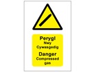 Perygl Nwy cywasgedig, Danger Compressed gas. Welsh English sign.