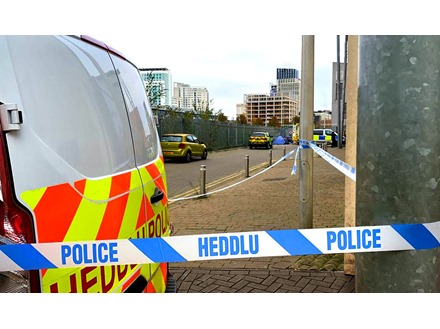 Police, Heddlu barrier tape