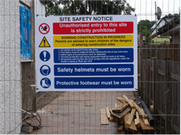 Building site safety notice sign