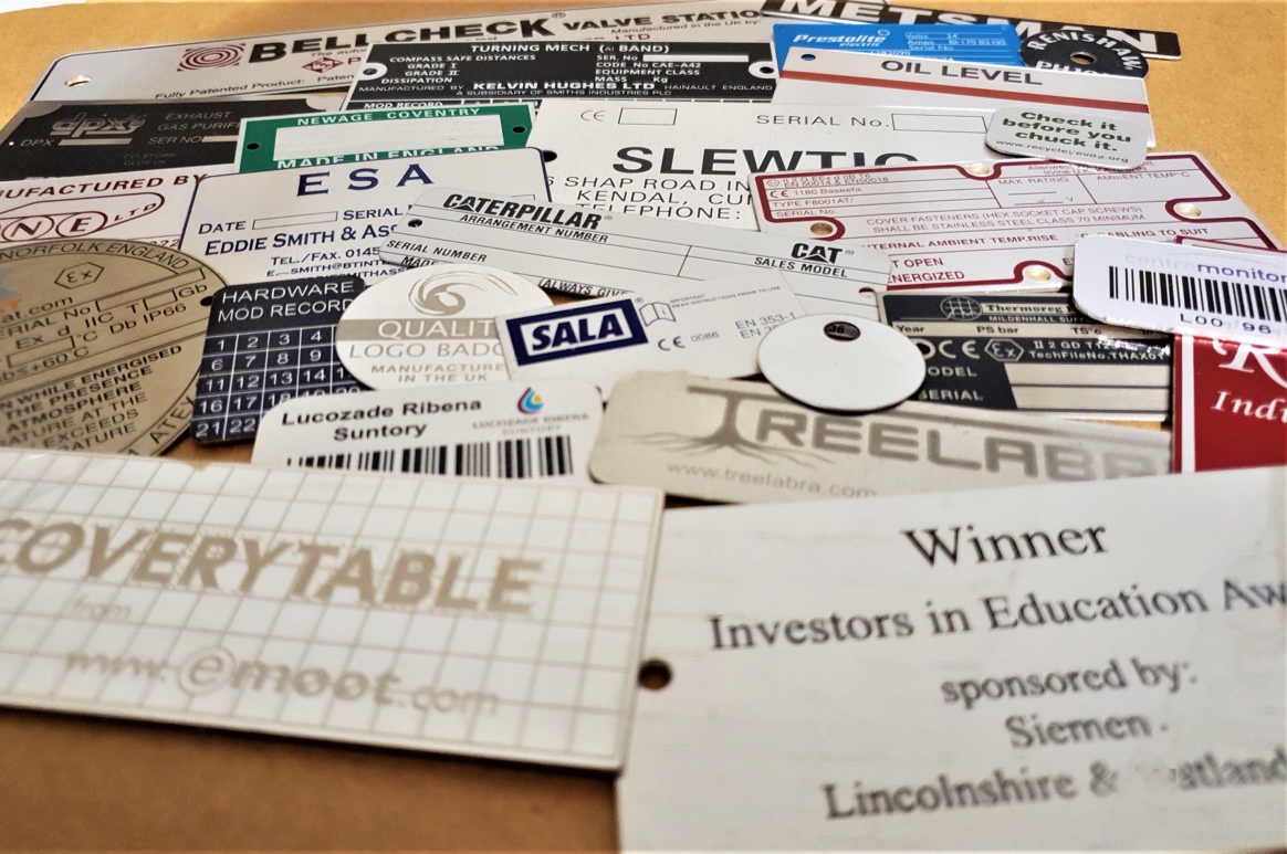 uses-and-advantages-of-metal-nameplates